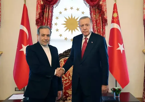 دیپلماسی در استانبول