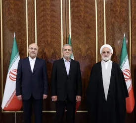 وحدت عملی برای حل مشکلات مردم