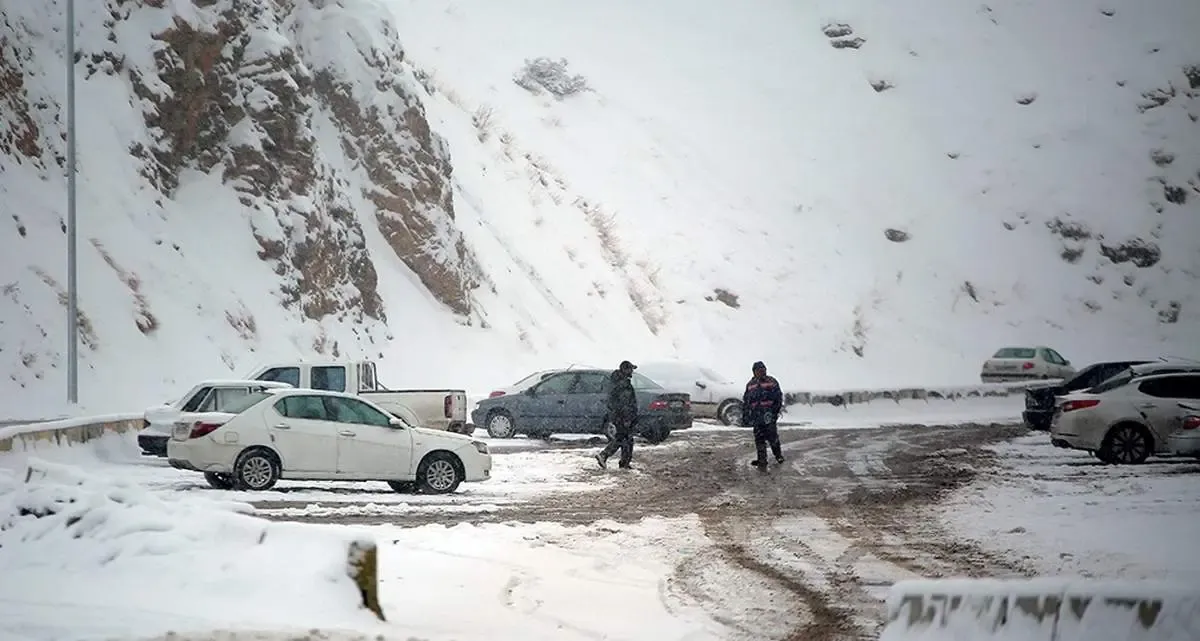 تاریخ ورود جبهه سرمای شدید به کشور/ زنجان ۷- درجه