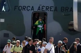 دنبال بلیط برای خروج از سرزمینهای اشغالی!