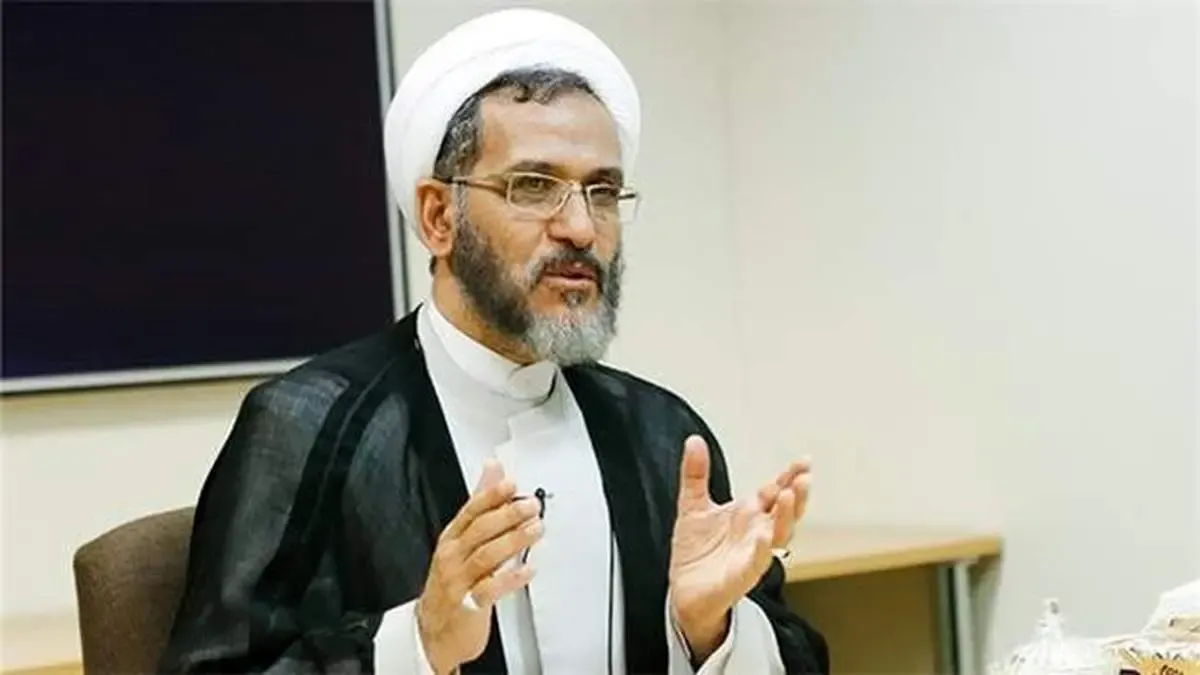 گفت‌وگوی ملی میان شخصیت‌های تأثیرگذار نظام، راه برون‌رفت از مشکلات است/ تندروها، کشور را از وجود افراد توانمند محروم می‌کنند/ کمی جلوتر برویم، زمینه برای بازگشت نگاه مصلحانه به اداره کشور فراهم می‌شود