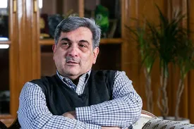 هنر نیست در پایان مدیریت خرابه‌ای تحویل دهیم