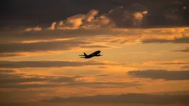 وضعیت پرواز‌ها هم اکنون (جمعه شب ۸ اسفند) در آسمان ایران/ آسمان کلییر شده؟