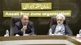 از کارکنان ایثارگر شاغل در سازمان منطقه آزاد انزلی تجلیل به عمل آمد