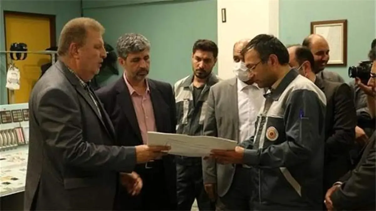 آذربایجان شرقی می تواند هاب تولید دارو و صادرات محصولات دارویی کشور باشد/ توسعه و نوسازی واحدهای سیمانی در دستور کار قراردارد