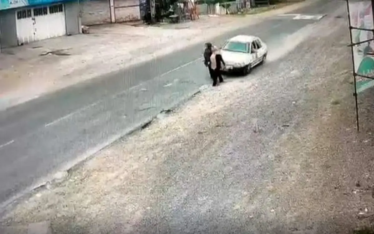 ببینید/ زیر گرفتن وحشیانه ۲ زن با پراید در نوشهر