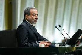 عراقچی: در صورت انجام اقدامهای مشخص از سوی آمریکا، آماده بازگشایی تنگه هرمز هستیم