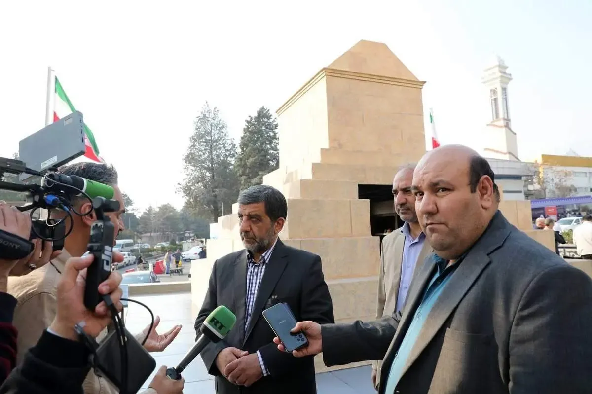 اقدام ضرغامی در نمایشگاه تهران شگفتی گردشگران را برانگیخت