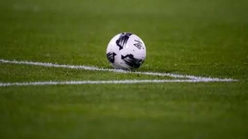 ماجرای یک کتک‌کاری در تیم مشهور/ کاپیتان را از زیر دست و پای بازیکن جوان خارج کردند