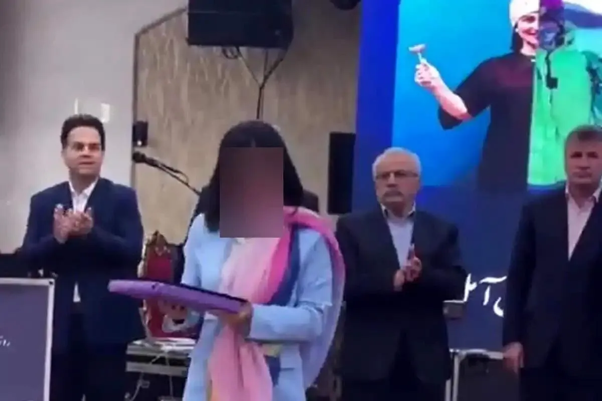 برکناری مدیران شرکت کننده در مراسم  پزشک بی‌ حجاب