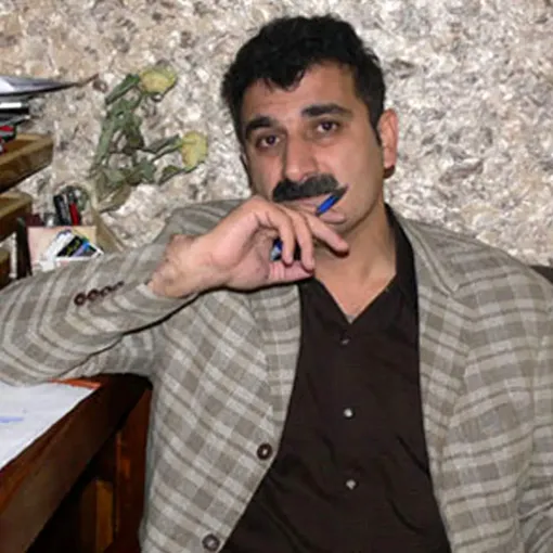 سُرایش هایی تقابلی – تعاملی در دفتر شعر:«یک مُشت تنهایی» از مراد جلایی