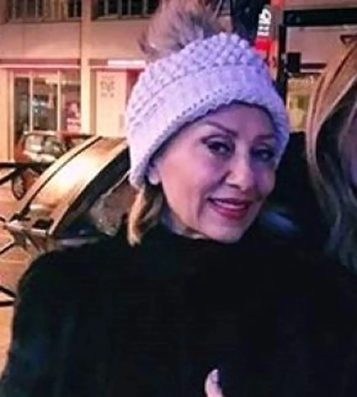 خواننده زن قدیمی لس آنجلسی در چالوس/ عکس