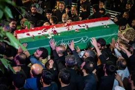 تشییع پیکر همسر شهید رهبر انقلاب/ وداع با شهید زهرا حداد عادل