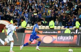 مهاجم استقلال مجری صداوسیما شد!/ عکس