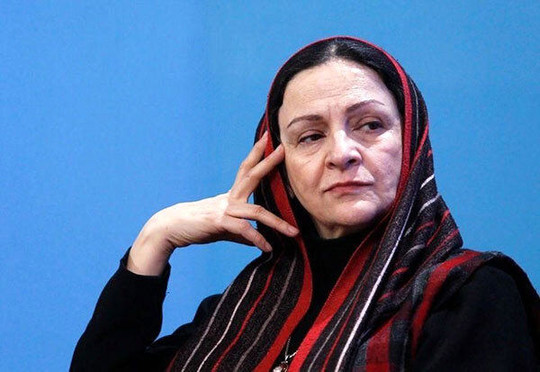 واکنش گلاب آدینه به تهدید ترامپ