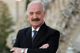 این هنرمند محبوب در بیمارستان بستری شد