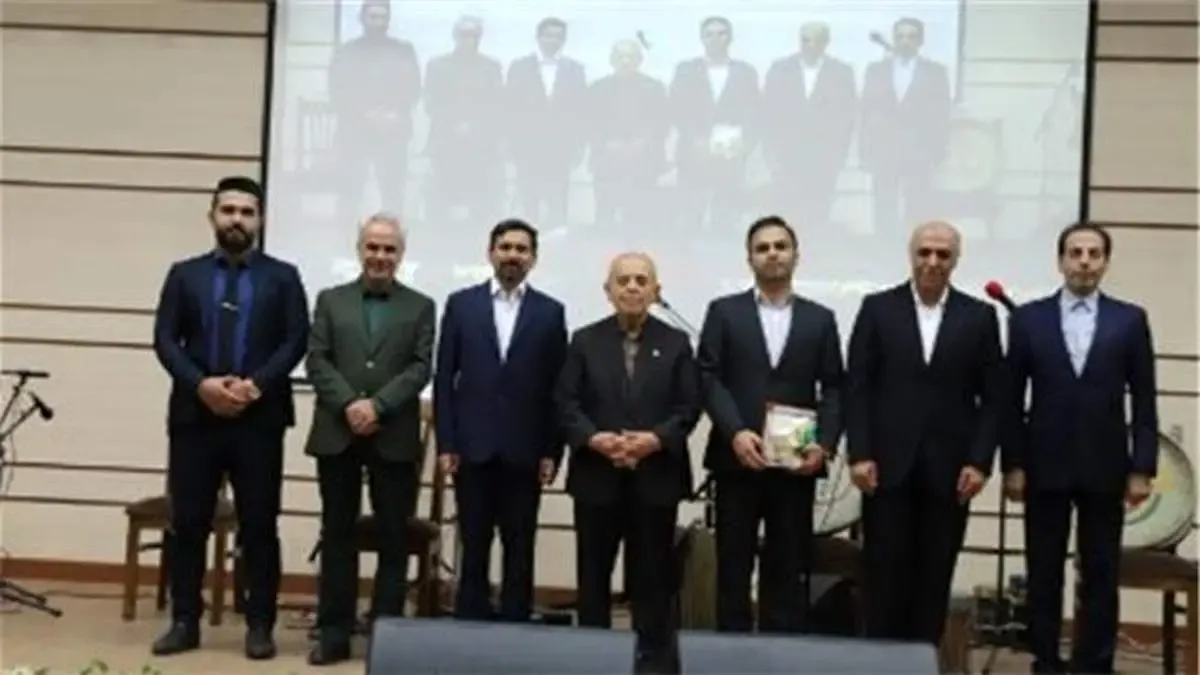 تقدیر از نمایندگان برتر جشنواره فروش نیمه اول سال ۱۴۰۱