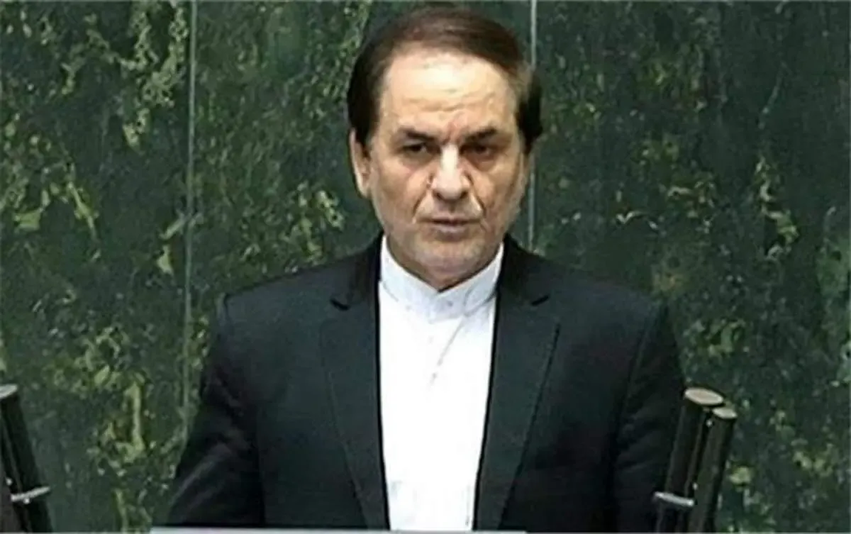 نیازی نداریم افکار عمومی را متوجه موضوعات کاذب کنیم/ اجازه نمی‌دهیم گروه‌های تروریستی از خاک کشورهای همسایه امنیت ملی ما را تهدید کنند