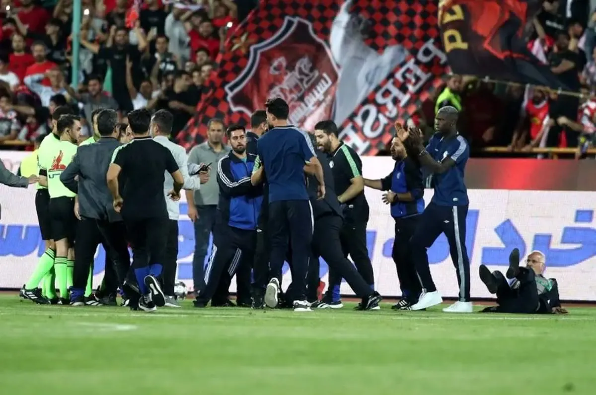 استقلال در آستانه جذب یک پرسپولیسیِ تیفوسی دیگر