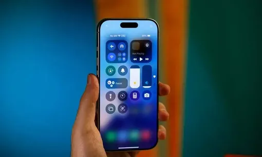 آپدیت iOS 26 منتشر شد / کدام مدل‌های آیفون آن را دریافت می‌کنند؟