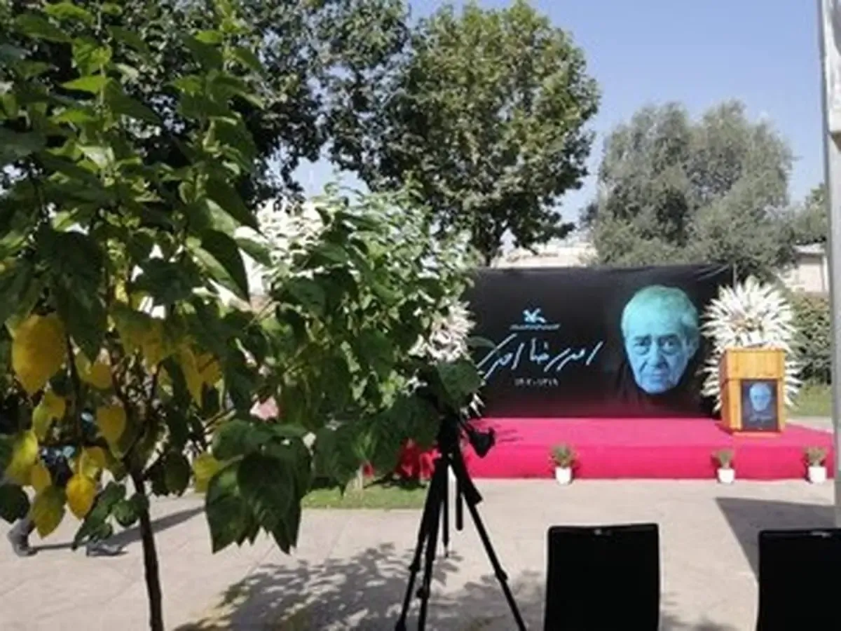 کدام چهره‌های نامدار احمدرضا احمدی را بدرقه کردند؟