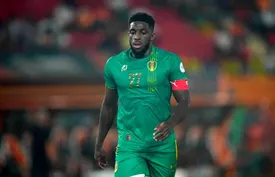 یک داستان عجیب درباره خرید جدید سپاهان: ‌AK-47‎