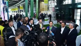 بازدید سخنگوی دولت از غرفه شركت صنایع پتروشیمی خلیج فارس