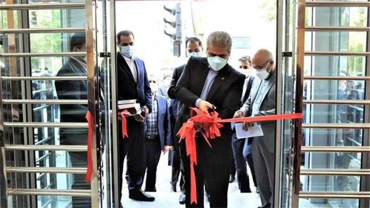 شعبه امین بانک پارسیان آماده ارائه خدمات به مشتریان