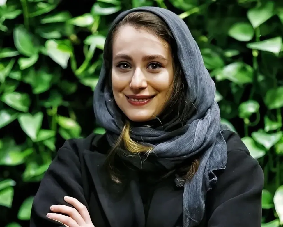 گلنوش قهرمانی گلنوش قهرمانی