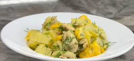 طرز تهیه سالاد سیبزمینی و ذرت خوشمزه و مجلسی