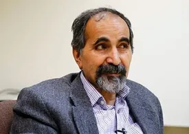 بحران‌های درازمدت جامعه را خسته می کند/ باید دست از رادیکالیسم برداریم