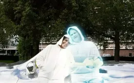 ازدواج عجیب یک زن با هولوگرام هوش مصنوعی