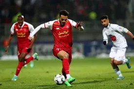 ارونوف، صادقی را هم نیمکت‌نشین کرد