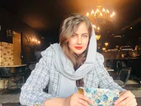 همه چیز درباره فرزانه فرنام خجسته بامداد خمار/ واقعی یا ادا!