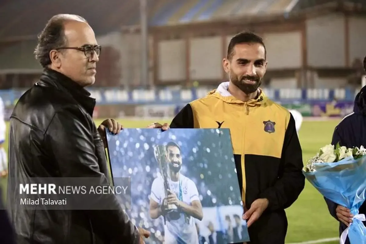 سکوت می کنم تا آقایان سر ما را ببرند