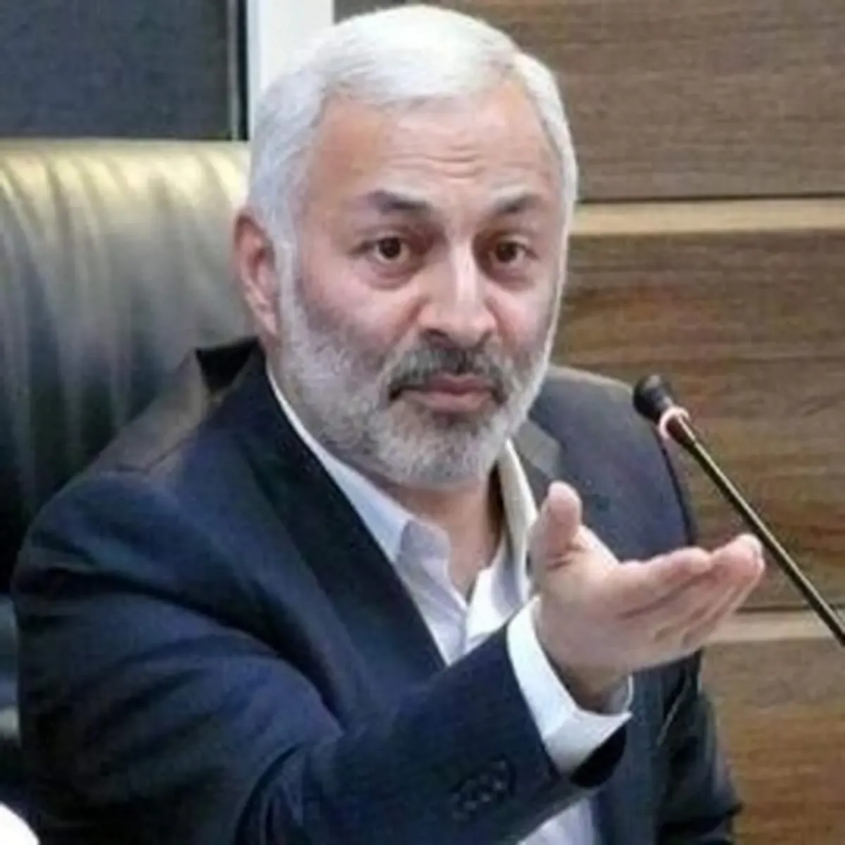 ظریف به مناظره دعوت شد