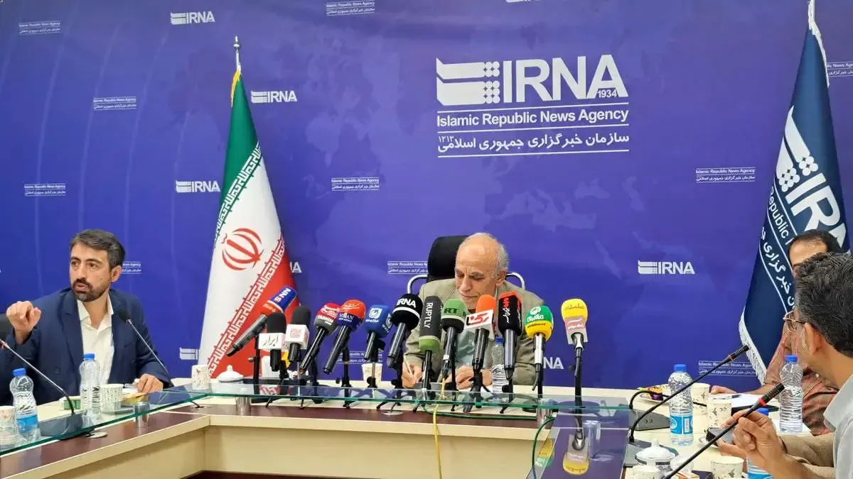 رئیس ستاد پزشکیان: جلیلی طرفدار تحریم و در مقابل پزشکیان کاندیدای برداشتن تحریم‌هاست