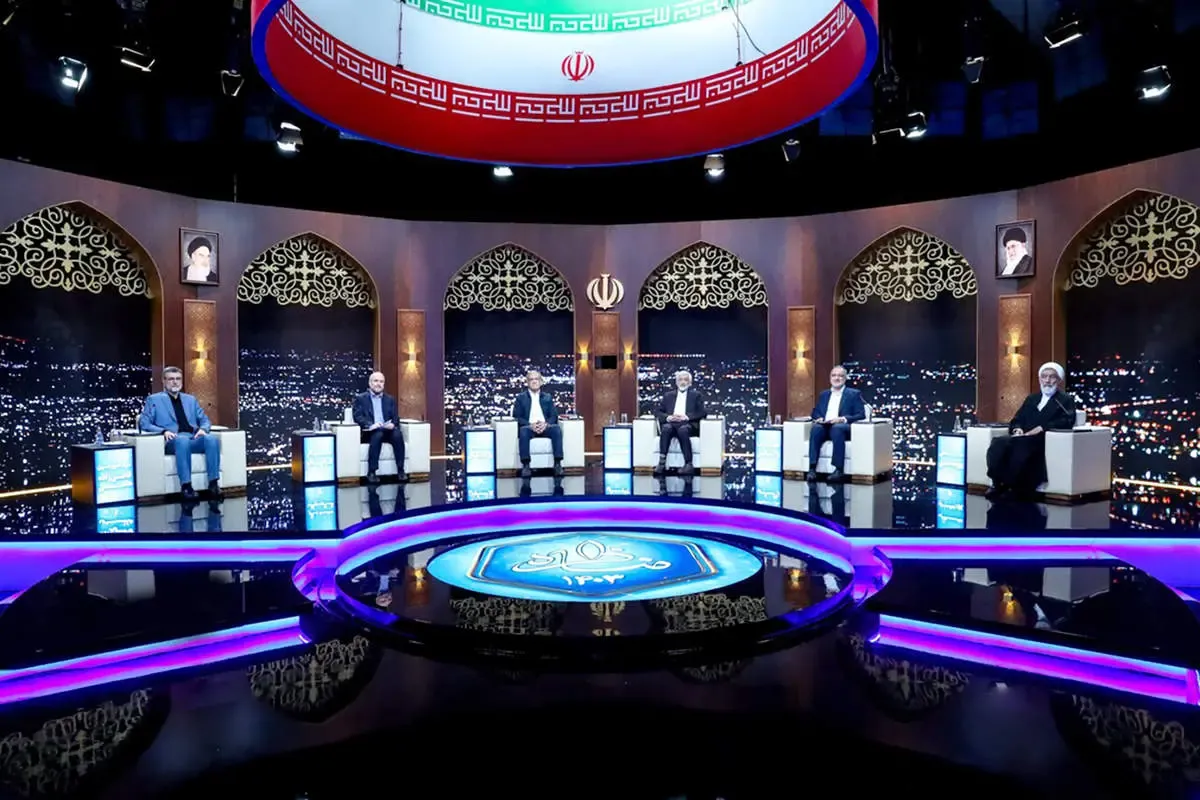 تقسیم کار اصولگرایانه