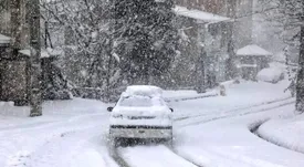 بارش برف شدید فردا یکشنبه ۳۰ آذر در این مناطق/ یخبندان و لغزندگی جاده ها