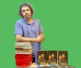 باید داستان‌هایی بنویسیم که داستان نیستند