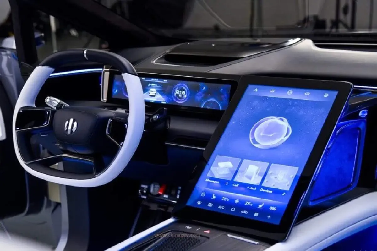 تجهیز خودروهای چینی به ربات گفتگوگر