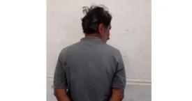 عکس فردی که با کوکتل مولوتف به ستاد جلیلی حمله کرد!