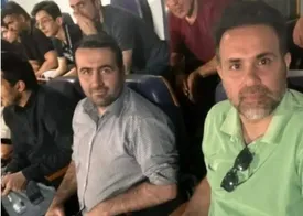 پسر پزشکیان، تماشاگر دیدار پرسپولیس/ عکس