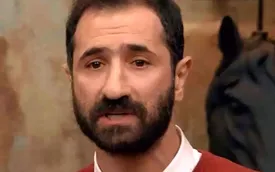 از آسانسور تا اینستاگرام؛ ایمان صفا با کفش میلیونی سوژه کاربران شد!/ عکس