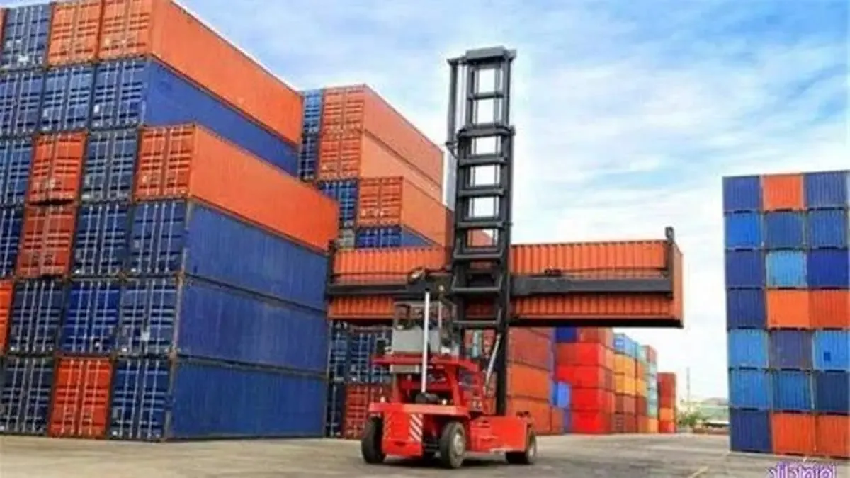 ۵.۸ میلیون تن کالای اساسی نم می‌کشد، ولی گران می‌شود!