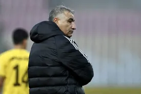 سرمربی جدید نفت آبادان نیامده انصراف داد!