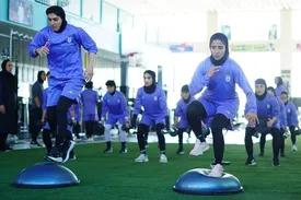 پشیمانی بازیکن تیم ملی فوتبال زنان/ درخواست برای بازگشت به ایران