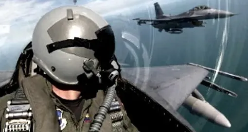 تسنیم: احتمال اسارت خلبان آمریکایی توسط نیروهای ایرانی