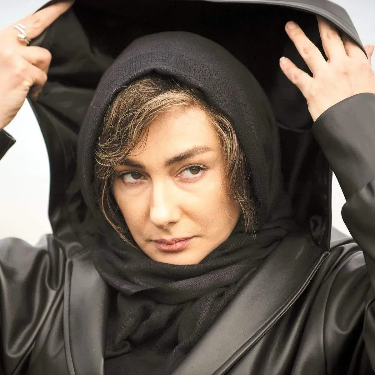 هانیه توسلی به ۶ ماه حبس تعزیری و ۱۵ میلیون جریمه نقدی محکوم شد