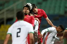 ریسک اوسمار در بازی تدارکاتی، سه جوان شروع کردند